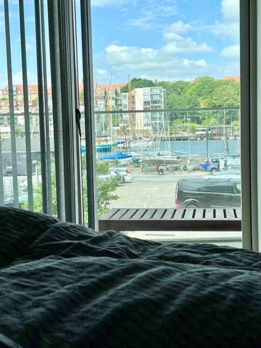Bo Med Stil Og Udsigt Til Aarhus Lystbadehavn Apartment Exterior foto
