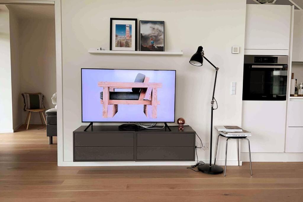 Bo Med Stil Og Udsigt Til Aarhus Lystbadehavn Apartment Exterior foto